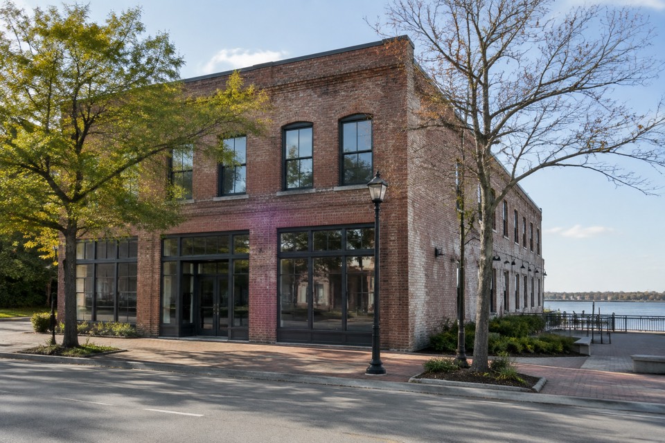 13 Dock St (former news station), Wilmington