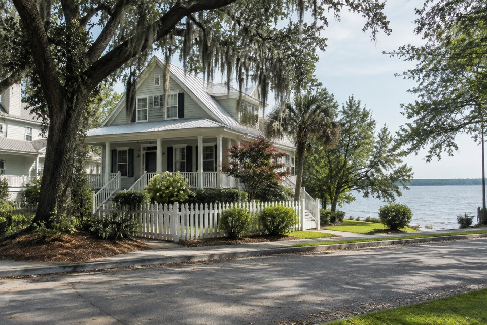 209 Lake Drive, Wilmington