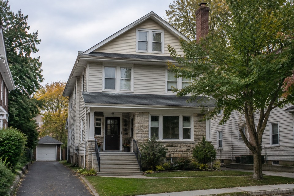 437 Greenmount Avenue, Cliffside Park