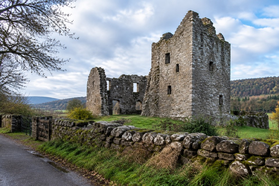 Arnhall Castle ruins, Arnhall