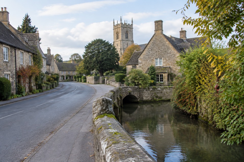 Bampton village, Bampton