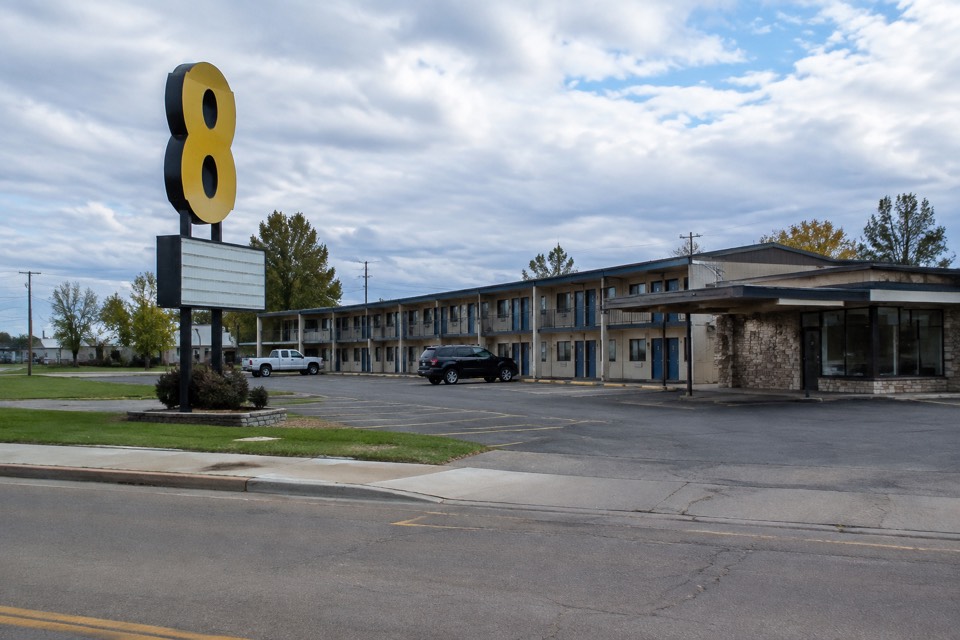 Big 8 Motel, El Reno