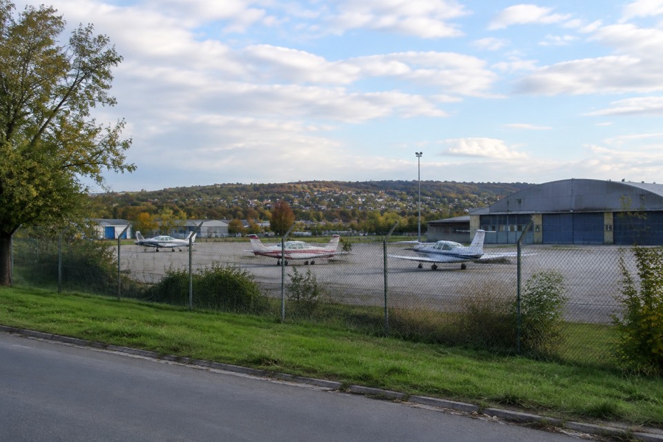 Budaörs Airport, Budaörs