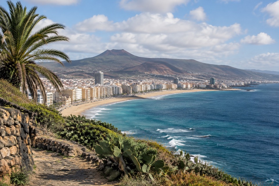 Canary Islands (various, including La Palma and Las Palmas de Gran Canaria), Las Palmas