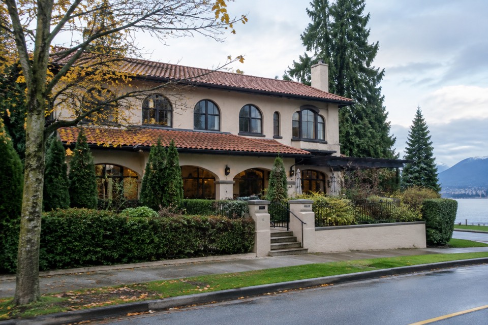 Casa Mia (1920 SW Marine Drive), Vancouver