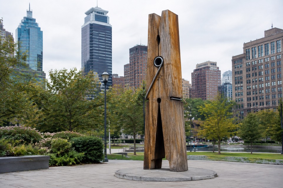 Clothespin Sculpture, Philadelphia