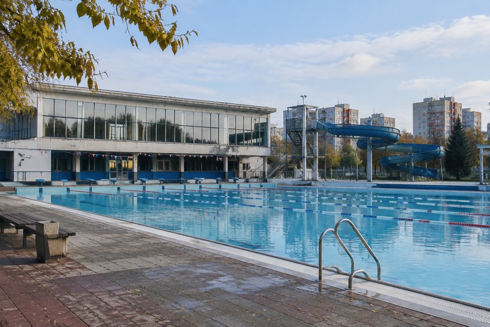 Fabó Éva Swimming Pool, Dunaújváros