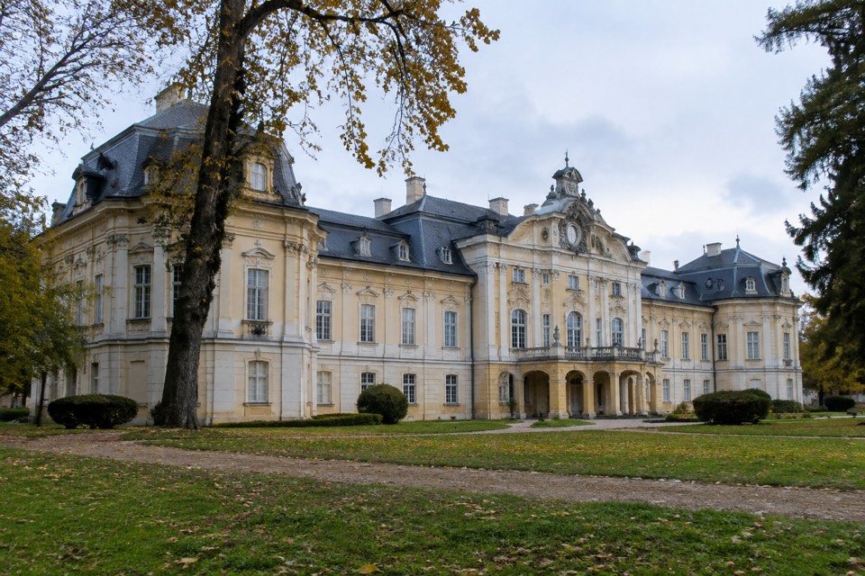 Festetics Palace, Dég