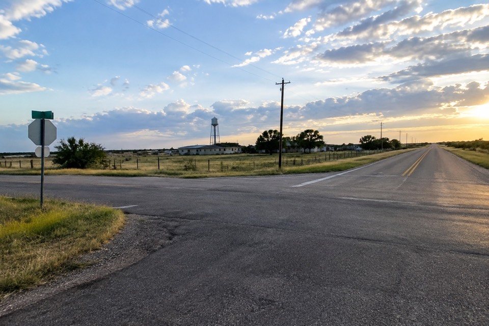 FM 48 and FM 1268 intersection, Mobeetie