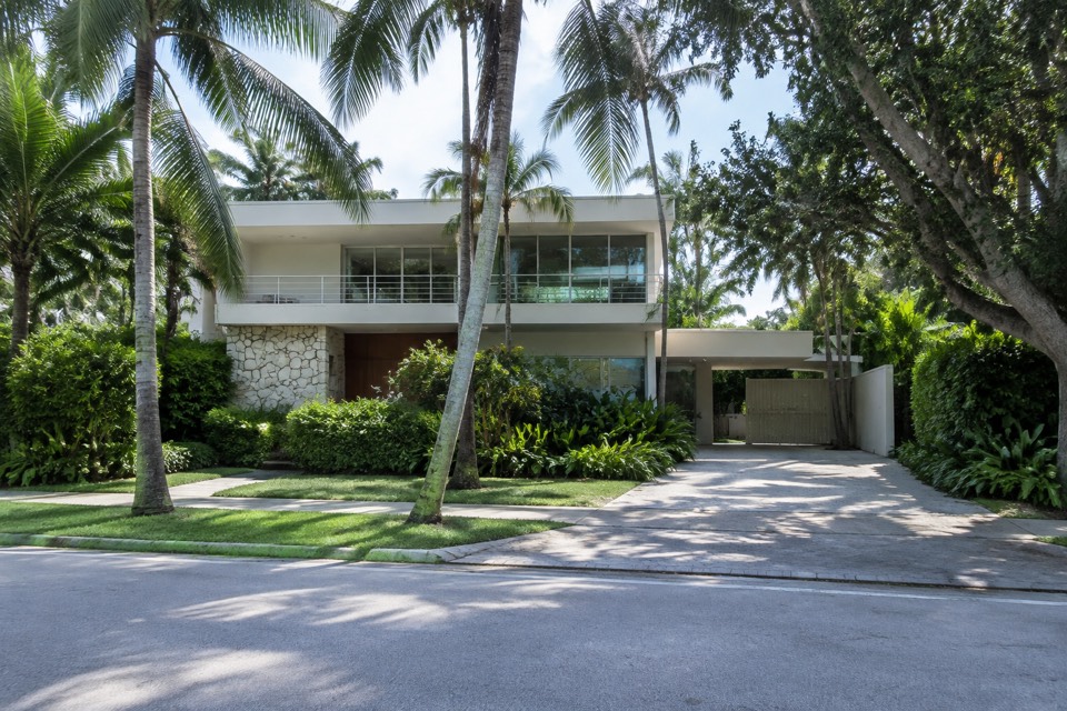 Frank Lopez residence / 485 West Matheson Drive, Key Biscayne