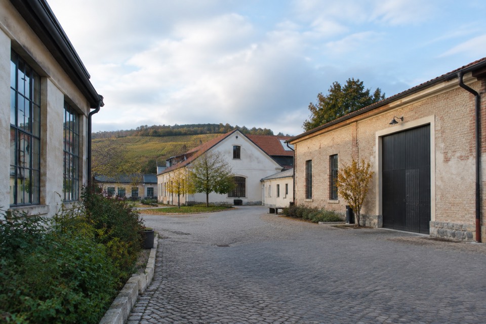Korda Studios, Etyek