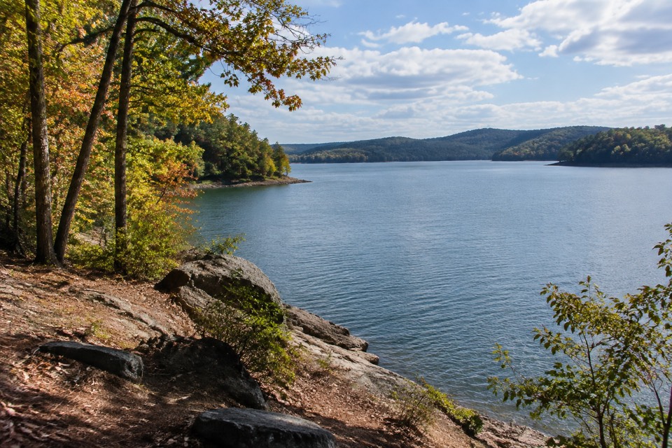 Lake Allatoona, Canton