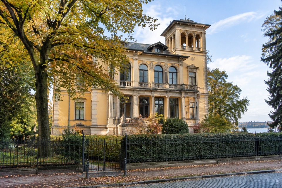 Loewenvilla, Potsdam