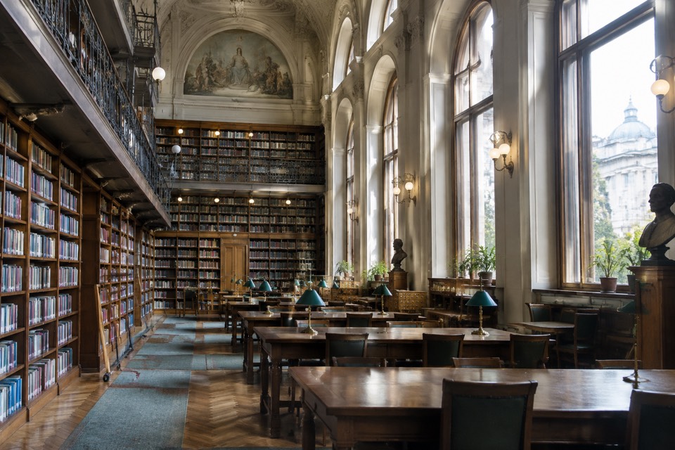 Metropolitan Ervin Szabó Library, Budapest
