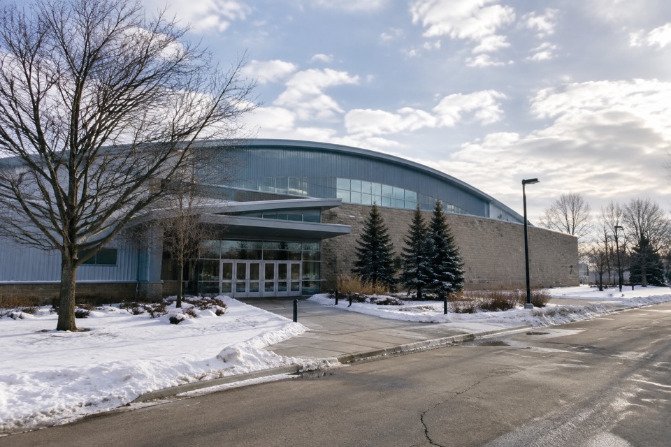 Morgan Firestone Arena, Ancaster