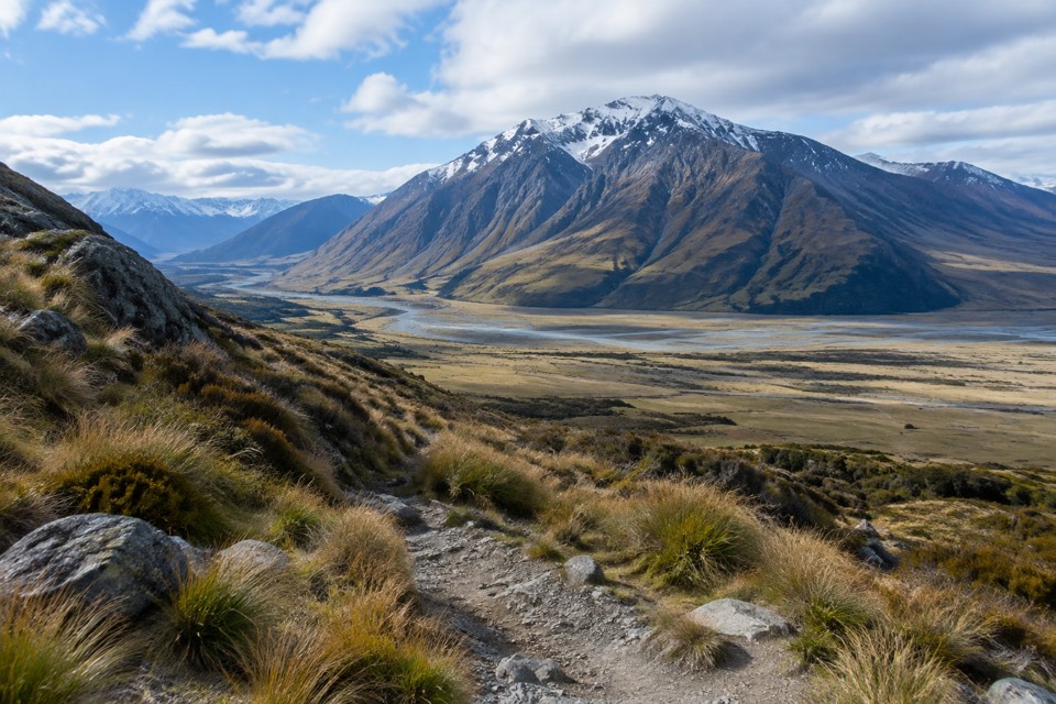 Mount Sunday, Hakatere