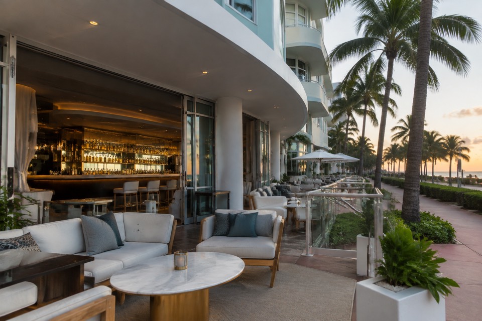 Pearl Champagne Lounge / 1 Ocean Drive, Miami Beach