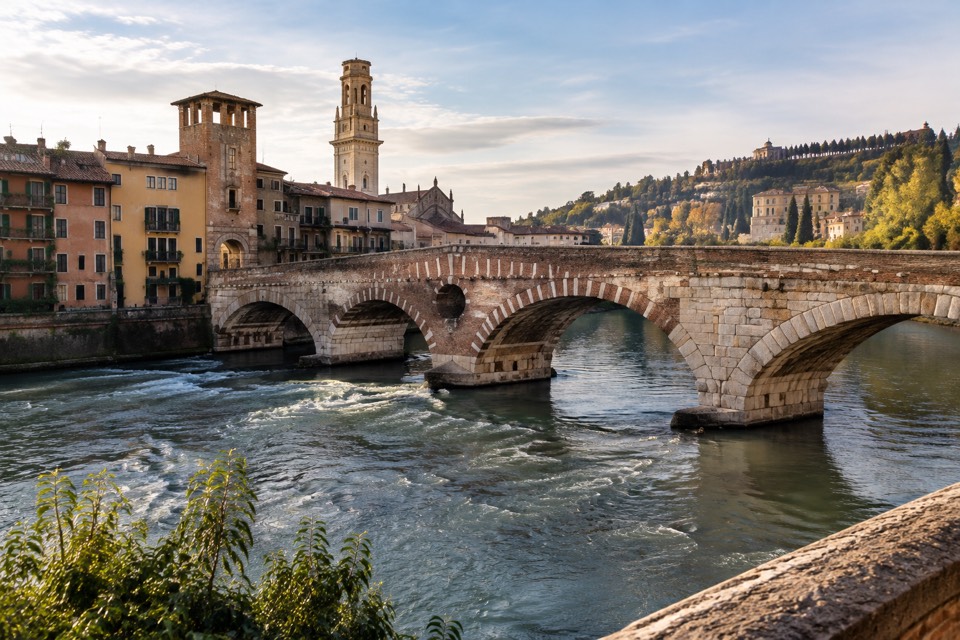 Ponte Pietra, Verona
