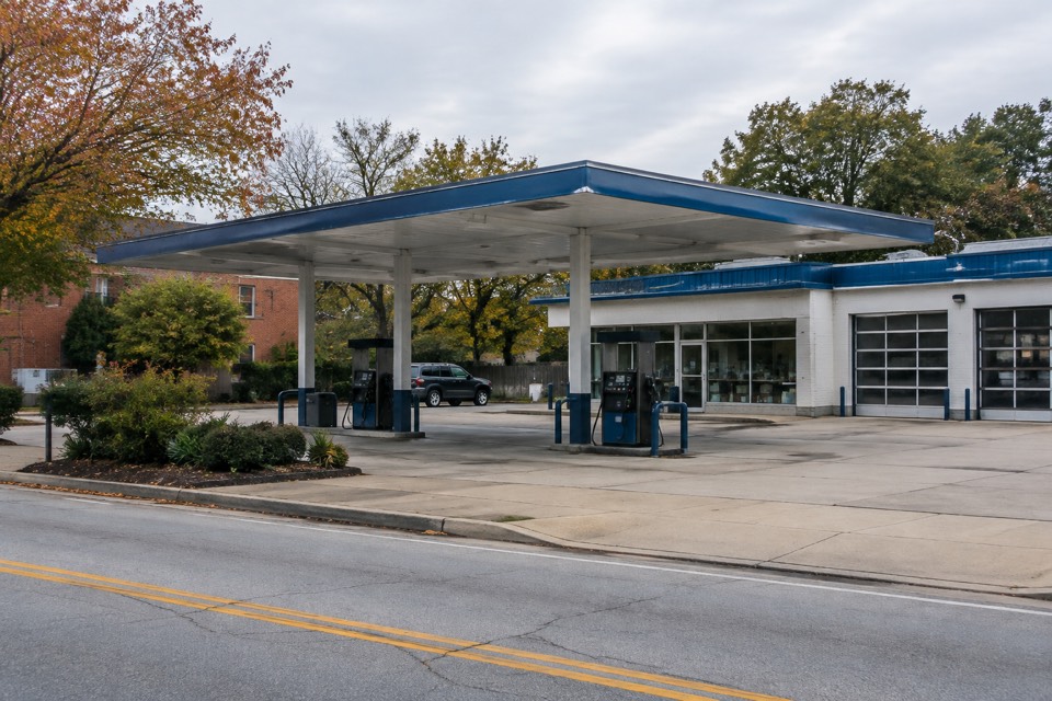 Pure Service Station, Decatur