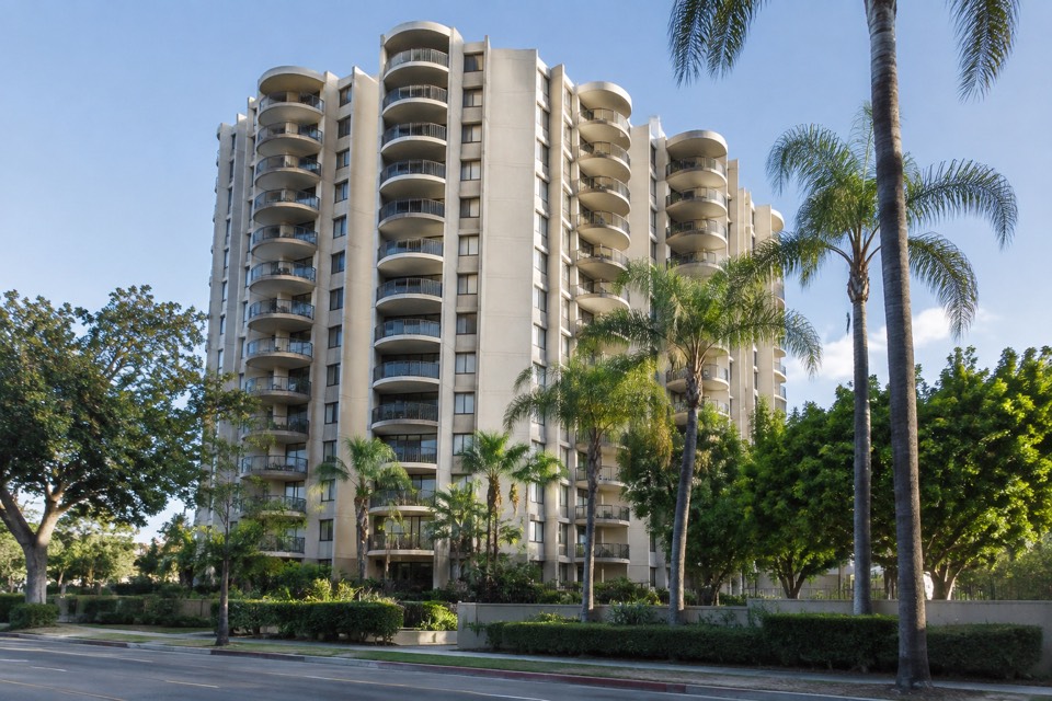 Rose Towers / El Cordova Apartments, Long Beach
