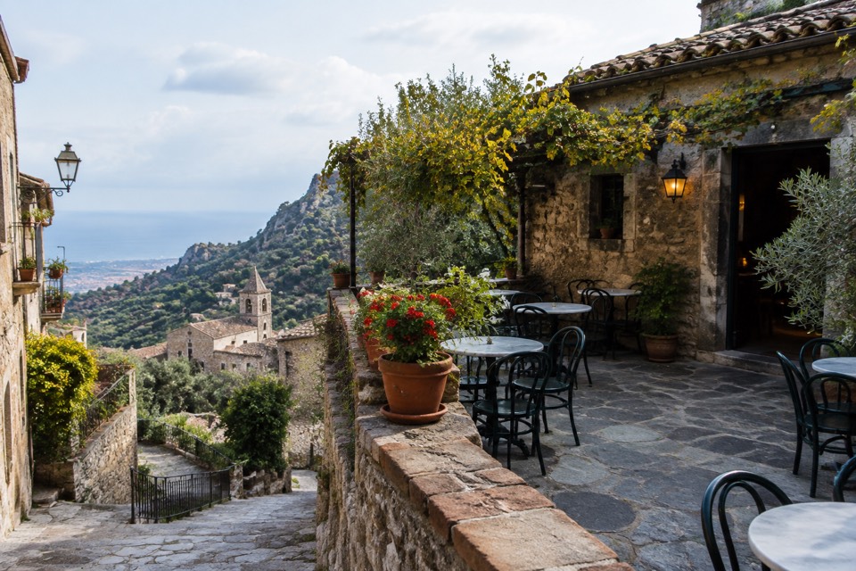 Savoca village and Bar Vitelli, Savoca