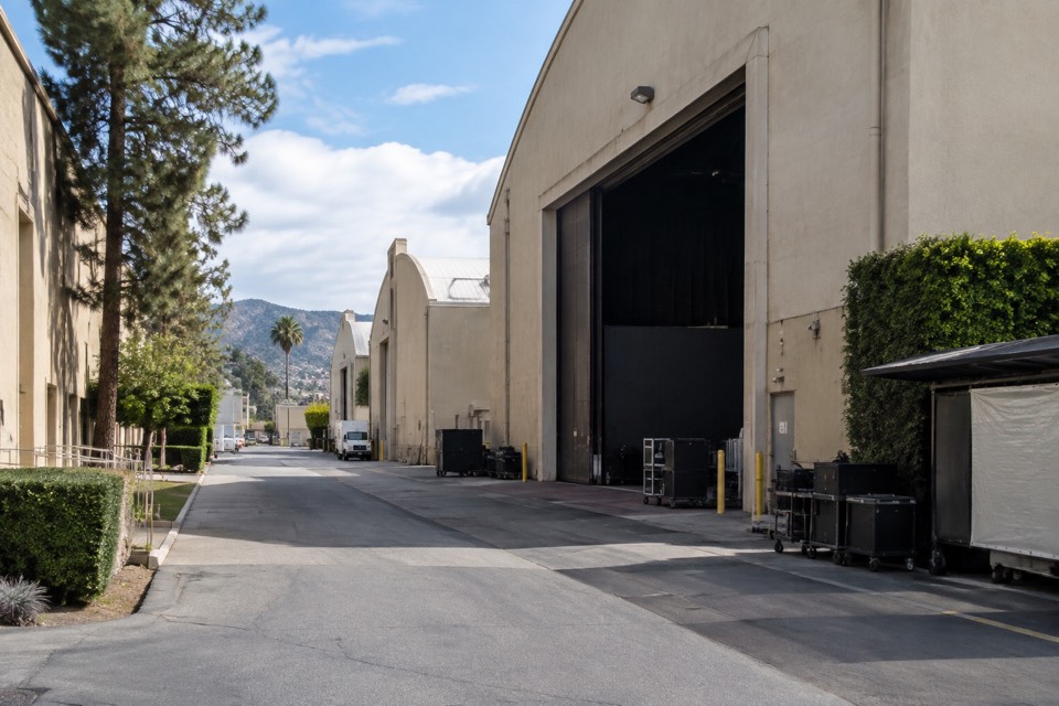 Warner Bros. Studios Stage 24, Burbank