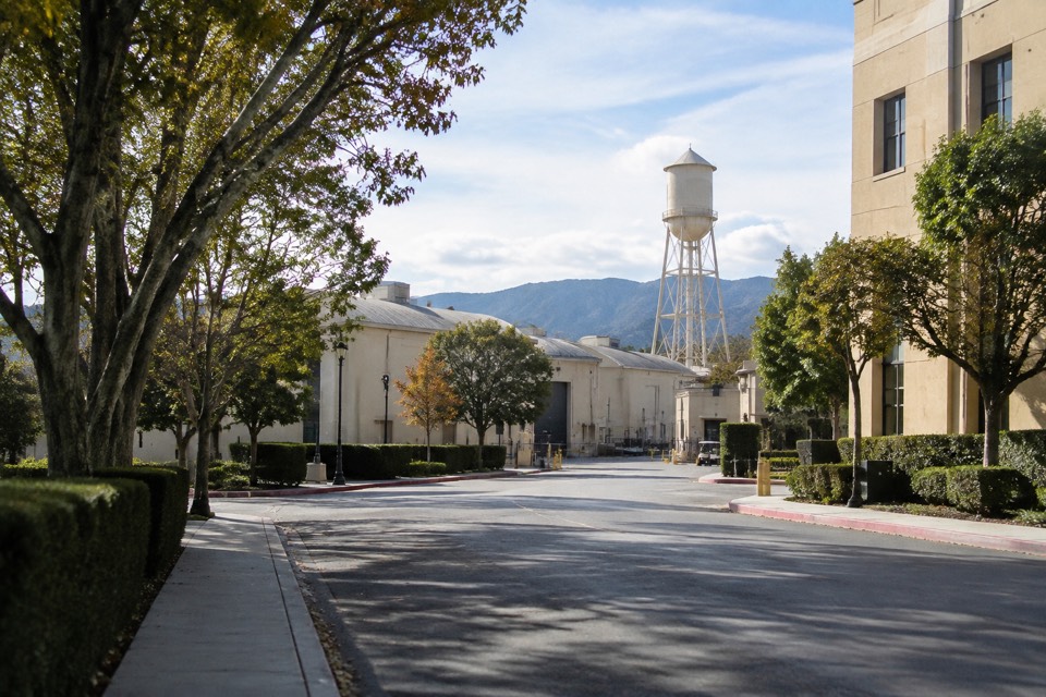 Warner Brothers Burbank Studios, Burbank