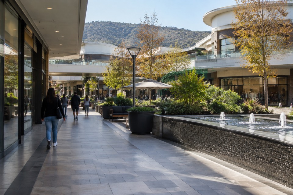 Westfield Promenade Mall, Woodland Hills