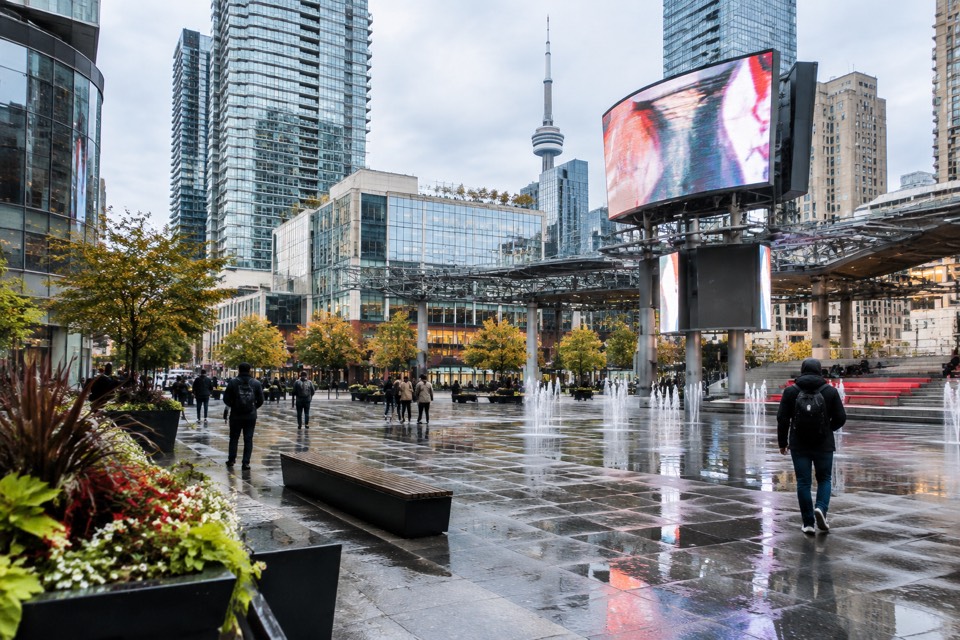 Yonge-Dundas Square (Sankofa Square), Toronto